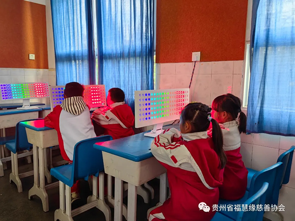 4 拷贝.jpg